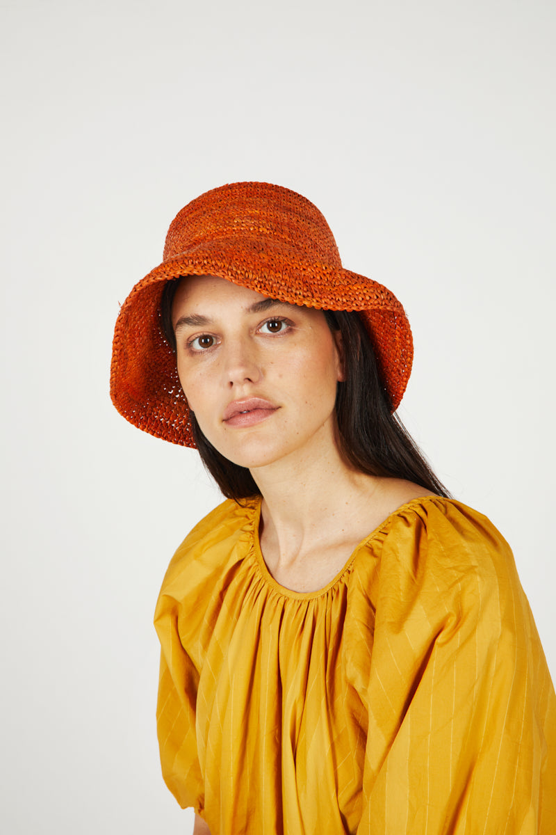 TALI HAT RUST - Intentionally Blank, RUST