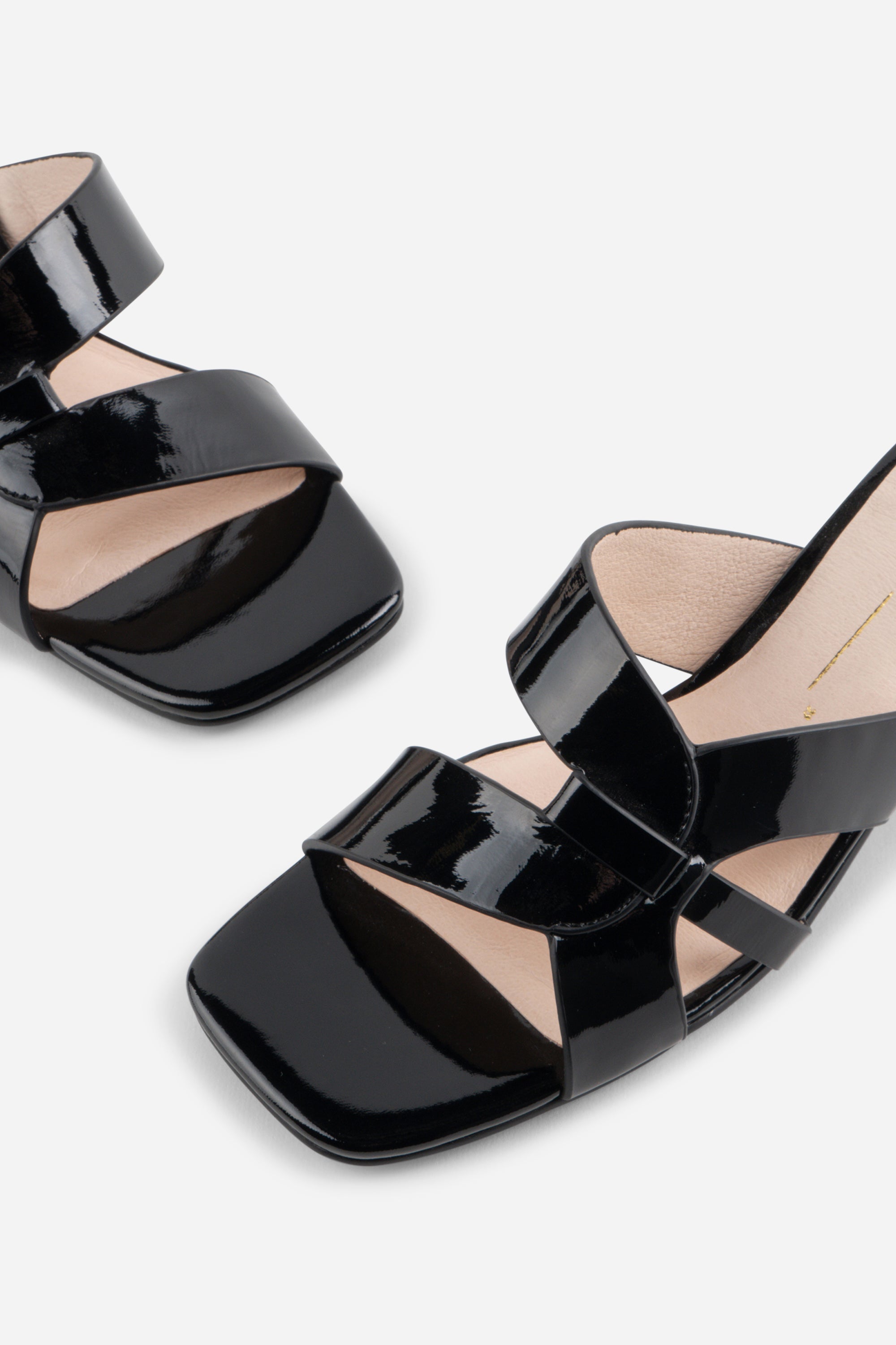 BEATRIX HEELED SANDAL