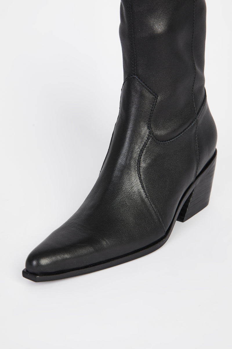 MATTIE HEELED BOOT Black - Intentionally Blank,BLACK