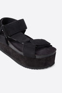 ZONA BLACK SOLE PLATFORM SANDAL