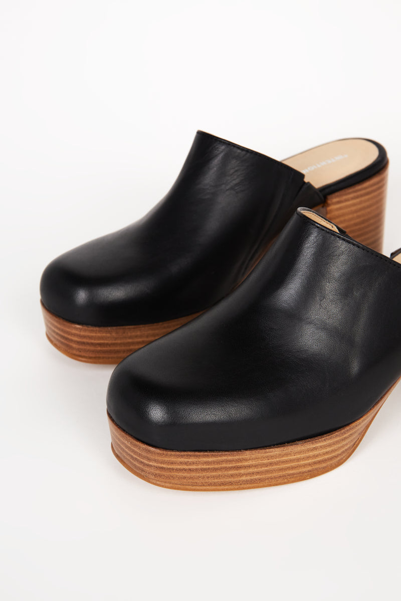 FACTS CLOG Black - Intentionally Blank,BLACK