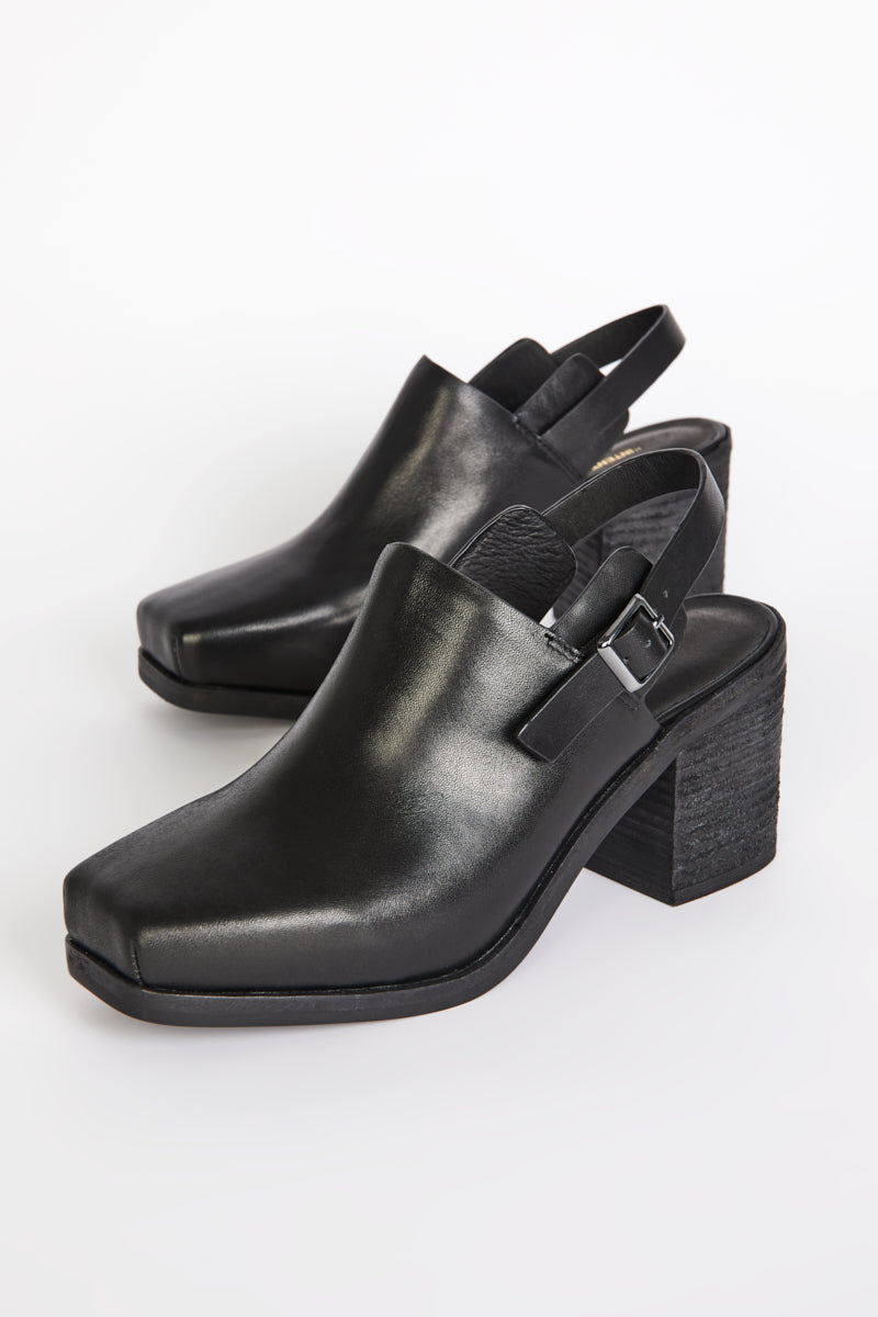 HONCHO MULE Black Leather - Intentionally Blank