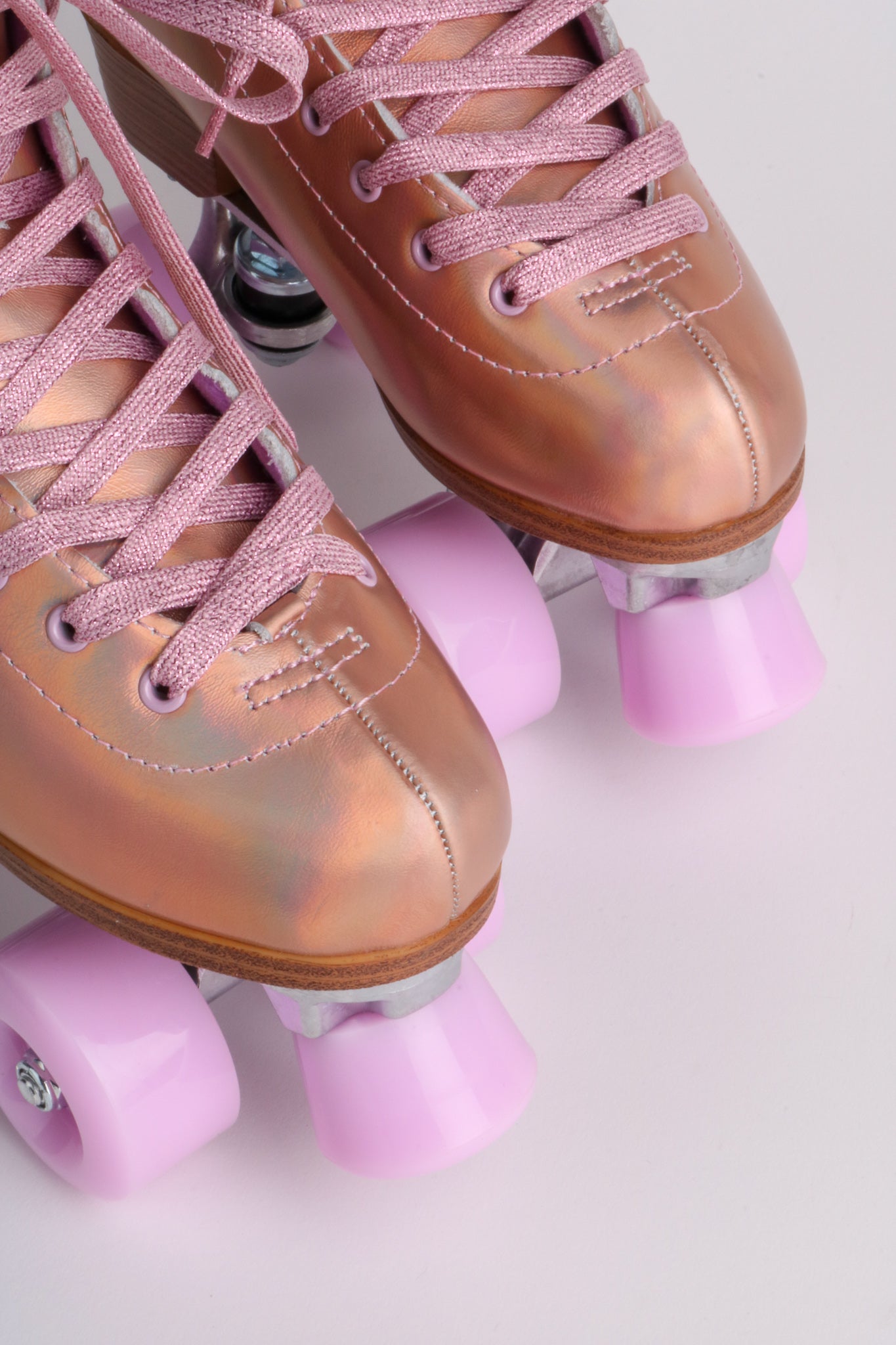 MIRAGE ROLLER SKATE Rainbow - Intentionally Blank